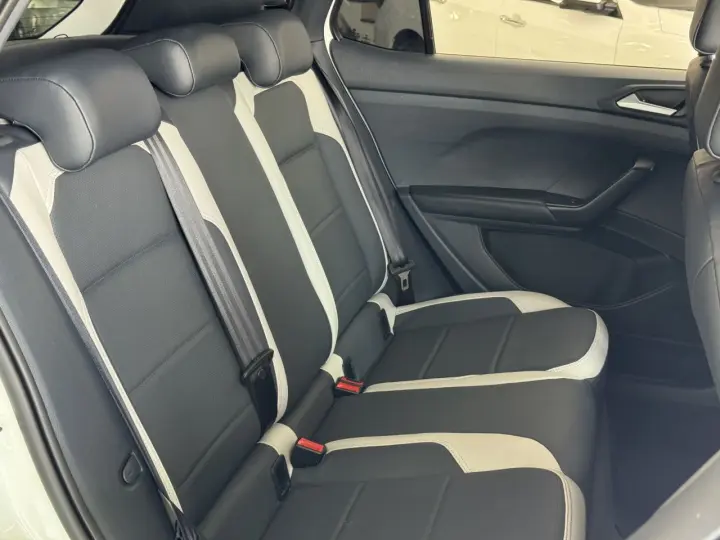 T-Cross 1.4 4P 250 TSI FLEX HIGHLINE AUTOMÁTICO