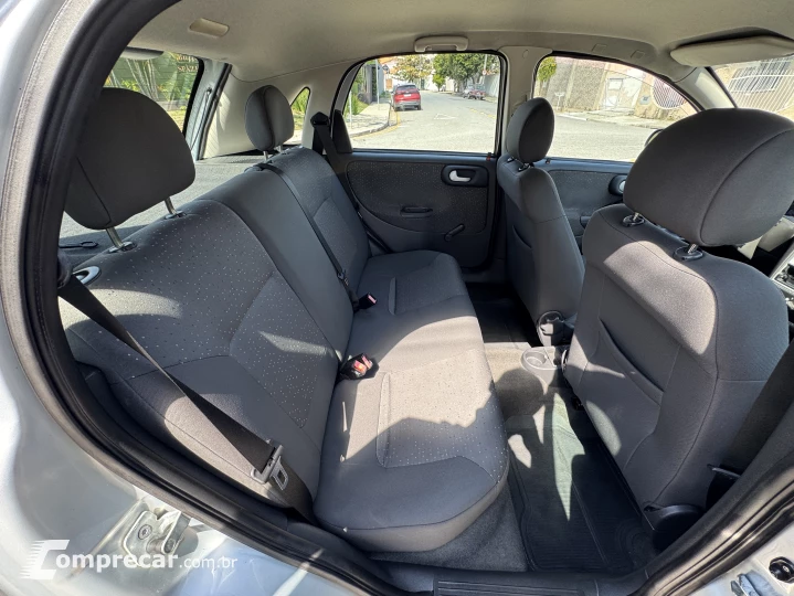 CORSA 1.4 MPFI Premium 8V