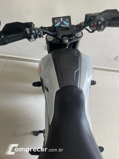 GK 350