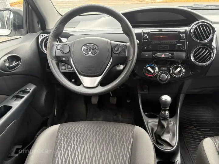 Etios Hatch 1.5 16V 4P FLEX XS