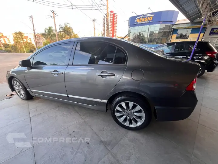 CIVIC 1.8 LXL 16V