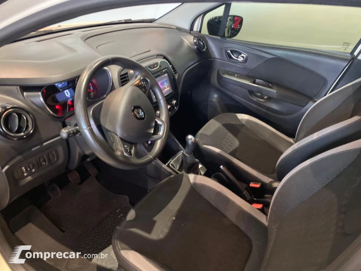 Captur 1.6 16V 4P FLEX SCE ZEN