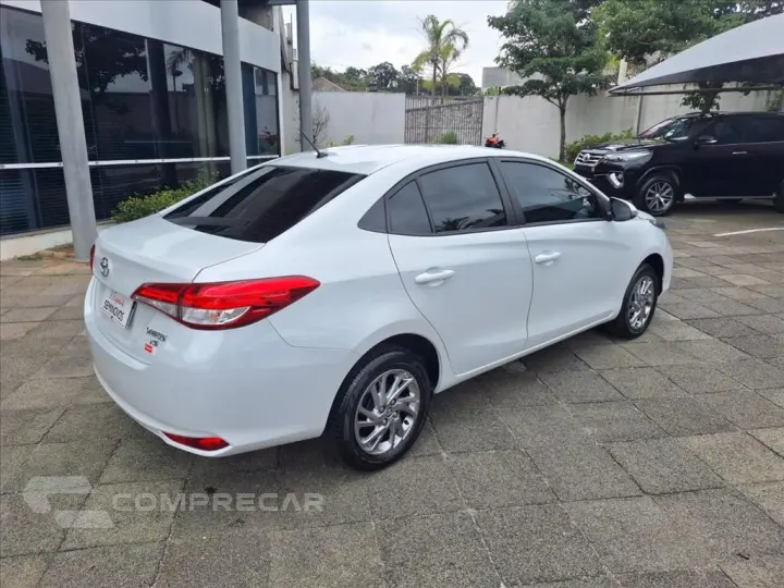 YARIS 1.5 16V FLEX SEDAN XS MULTIDRIVE