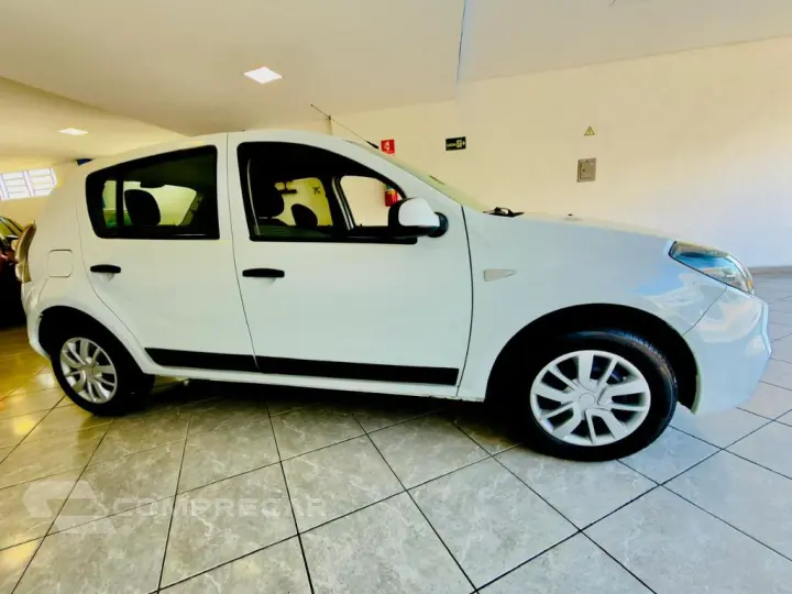 SANDERO Expression Hi-Flex 1.6 8V 5p