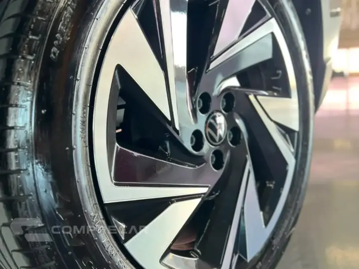 Nivus 1.0 200 Tsi Total Flex Highline Automático