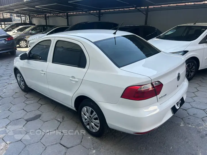 VOYAGE 1.0 MI TRENDLINE 8V FLEX 4P MANUAL
