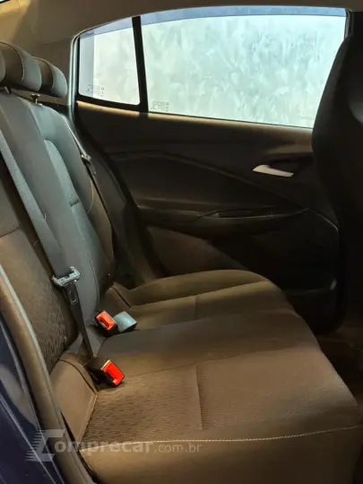 ONIX 1.0 Turbo Plus LT