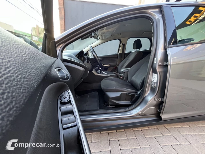 Focus 2.0 16V/SE/SE Plus Flex 5p Aut.