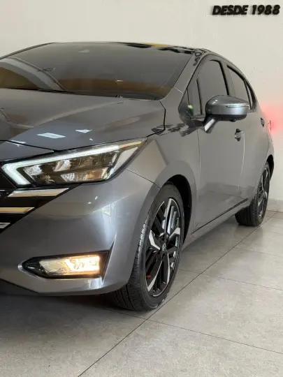 Versa Sedan 1.6 16V 4P FLEX EXCLUSIVE XTRONIC AUTOMÁTICO CVT