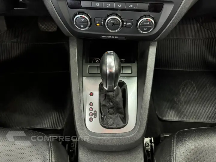 Jetta 2.0 Comfortline Flex 4P Tiptronic