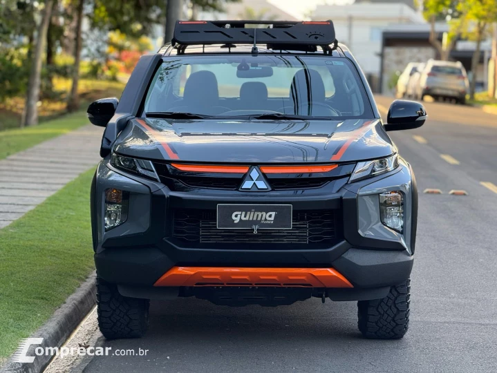 L200 TRITON 2.4 16V Turbo Sport Savana Sertôes CD 4X4