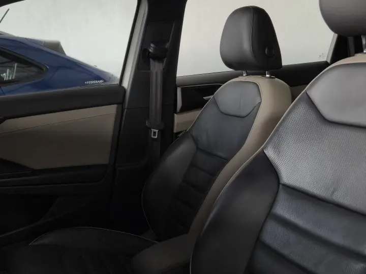 TAOS 1.4 250 TSI Highline