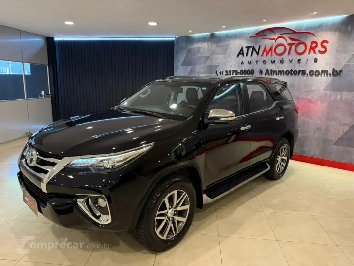 Hilux SW4 2.8 16V 4P SRX PLATINUM 4X4 7 LUGARES TURBO DIESEL