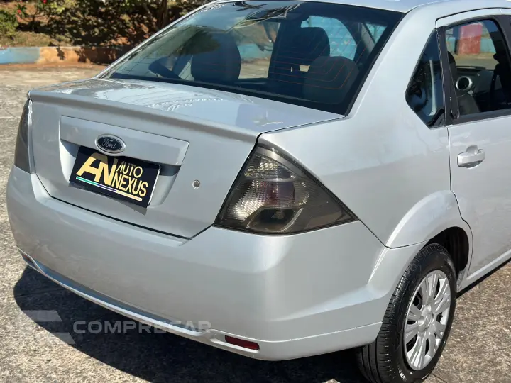 FIESTA 1.6 MPI Class Sedan 8V