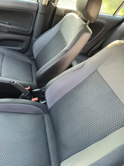 VOYAGE 1.0 12V MPI Totalflex