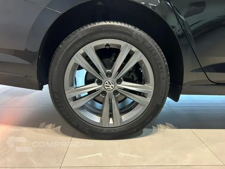 JETTA R-LINE 250 TSI 1.4 FLEX 16V AUT.