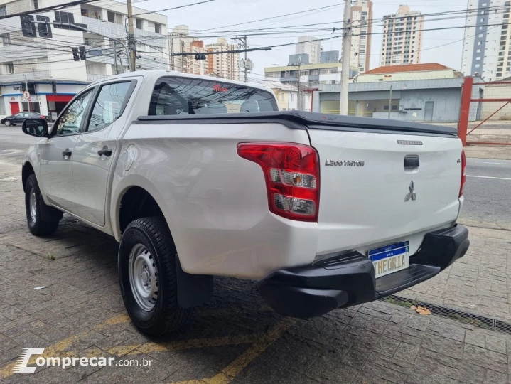MITSUBISHI L200 TRITON 2.4 TURBO SPORT GL CD 4X4 2022
