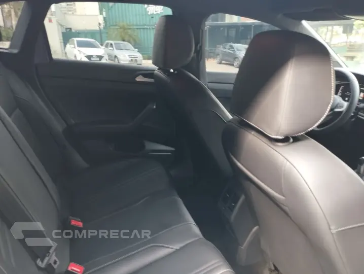 Nivus 1.0 4P FLEX 200 TSI HIGHLINE TURBO AUTOMÁTICO