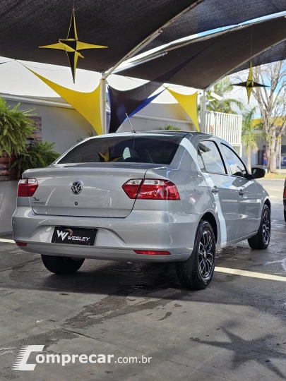 VOYAGE 1.0 12V MPI Totalflex