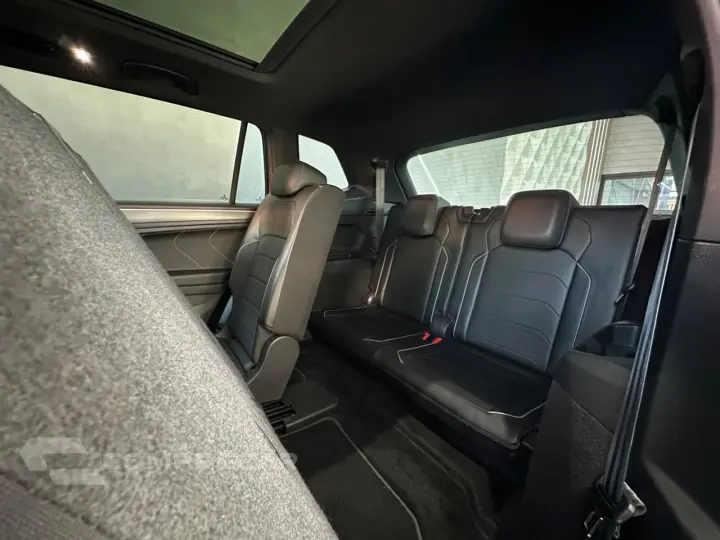 TIGUAN Allspac R-Line 300 TSI 2.0