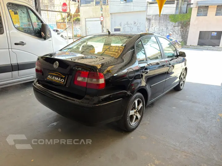 POLO SEDAN 1.6 MI 8V
