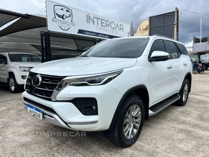 HILUX SW4 2.8 D-4d Turbo SRX 7L 4X4