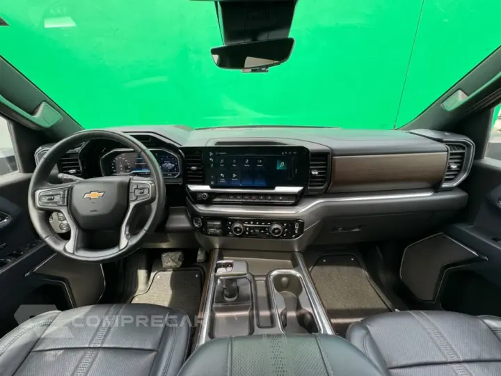 SILVERADO 5.3 V8 GASOLINA 1500 HIGH COUNTRY 4X4 AUTOMÁTICO