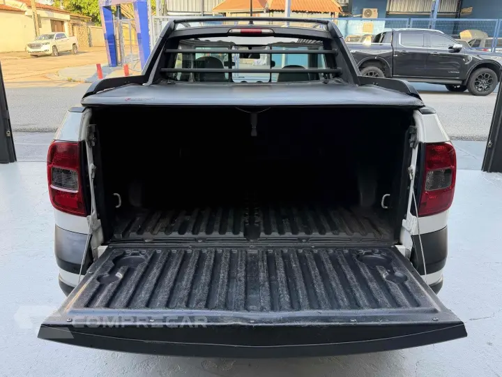 SAVEIRO 1.6 CROSS CE 8V FLEX 2P MANUAL