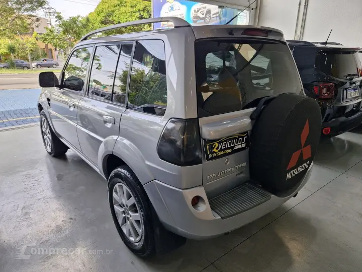 PAJERO TR4 2.0 4X2 16V 140CV FLEX 4P AUTOMÁTICO