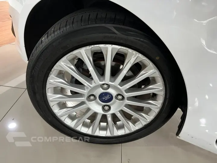 FIESTA 1.6 TITANIUM HATCH 16V FLEX 4P MANUAL