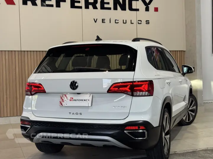 TAOS 1.4 250 TSI TOTAL FLEX COMFORTLINE AUTOMÁTICO