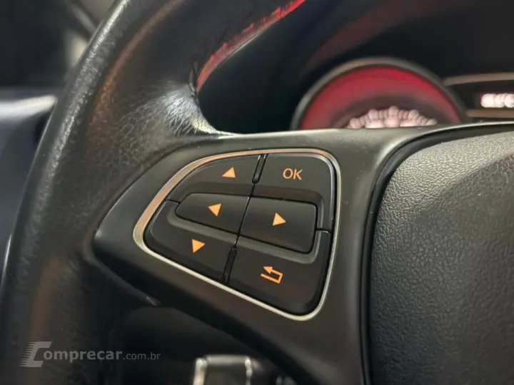 CLA 180 1.6 CGI GASOLINA 7G-DCT