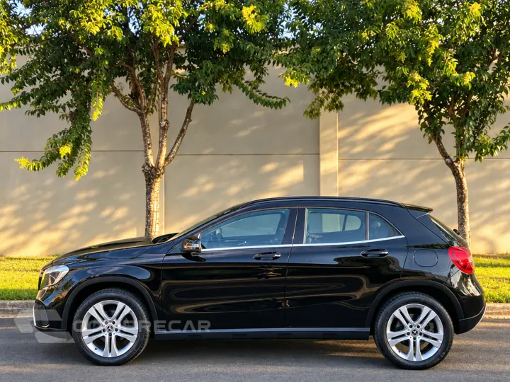 GLA 200 1.6 CGI Style 16V Turbo