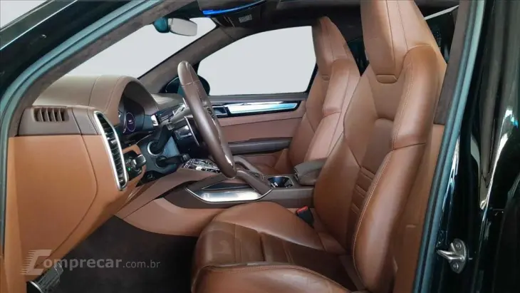 CAYENNE 4.0 V8 GASOLINA TURBO AWD TIPTRONIC S