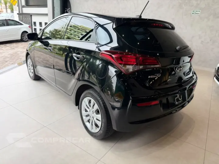 HB20 1.6 COMFORT PLUS 16V FLEX 4P AUTOMÁTICO