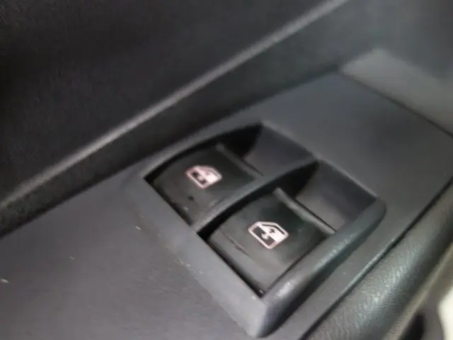 STRADA - 1.4 MPI HARD WORKING CS 8V 2P MANUAL