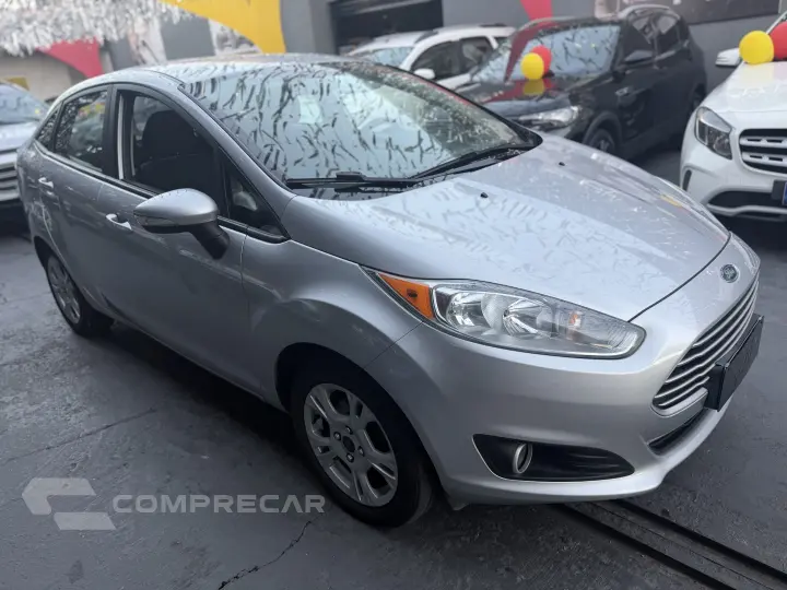 FIESTA 1.6 SE SEDAN 16V FLEX 4P POWERSHIFT