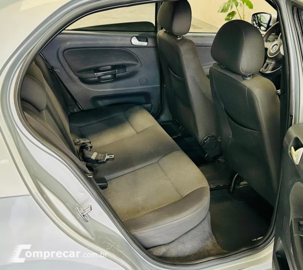 VOYAGE 1.0 MI 8V