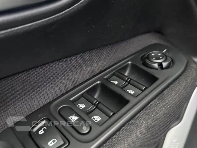 RENEGADE - 1.8 16V SPORT 4P AUTOMÁTICO