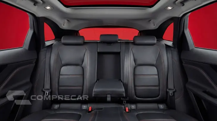 F-PACE 2.0 16V Turbo Prestige AWD