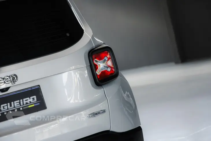 RENEGADE 1.8 16V Longitude