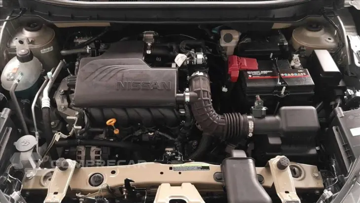 KICKS PLAY 1.6 16V FLEXSTART SENSE XTRONIC