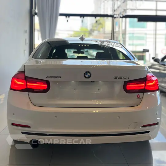 320I 2.0 Sport 16V Turbo Active