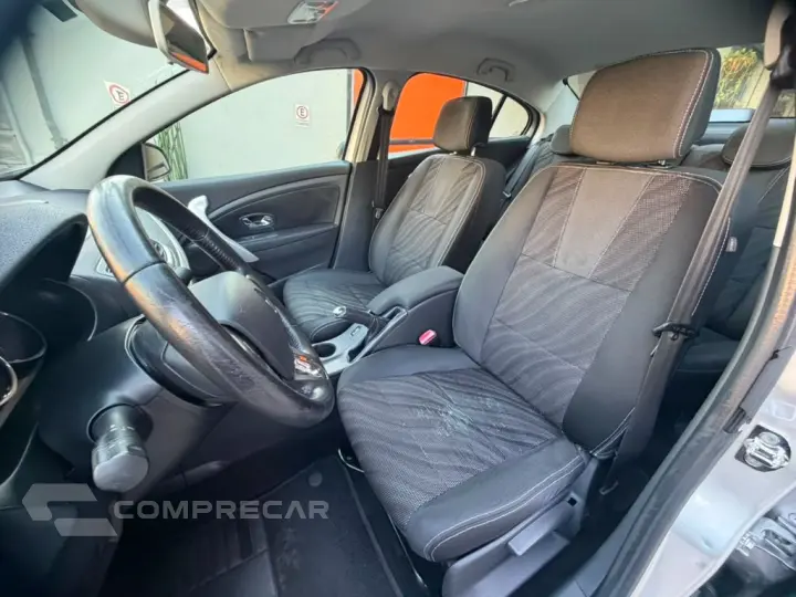 FLUENCE Sed. Dynamique 2.0 16V FLEX Mec.