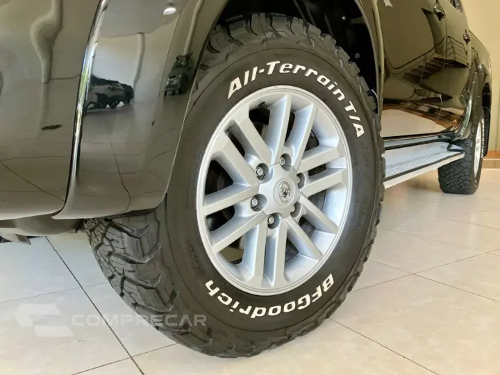 Hilux Caminhonete 3.0 4P 4X4 SRV TURBO DIESEL CABINE DUPLA A