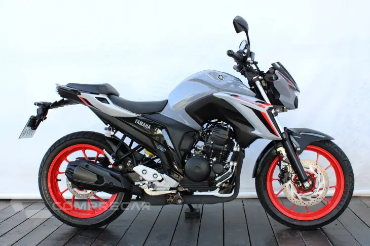 YAMAHA FZ25 FAZER CONNECTED ABS