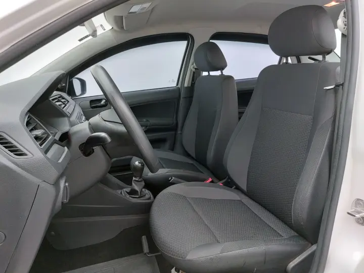 VOYAGE 1.0 12V MPI TOTALFLEX 4P MANUAL
