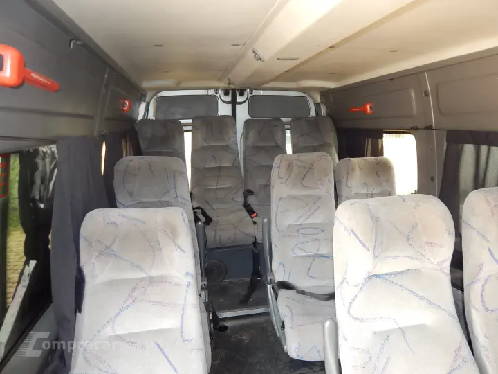 MASTER 2.5 DCI Minibus L3h2 16 Lugares 16V