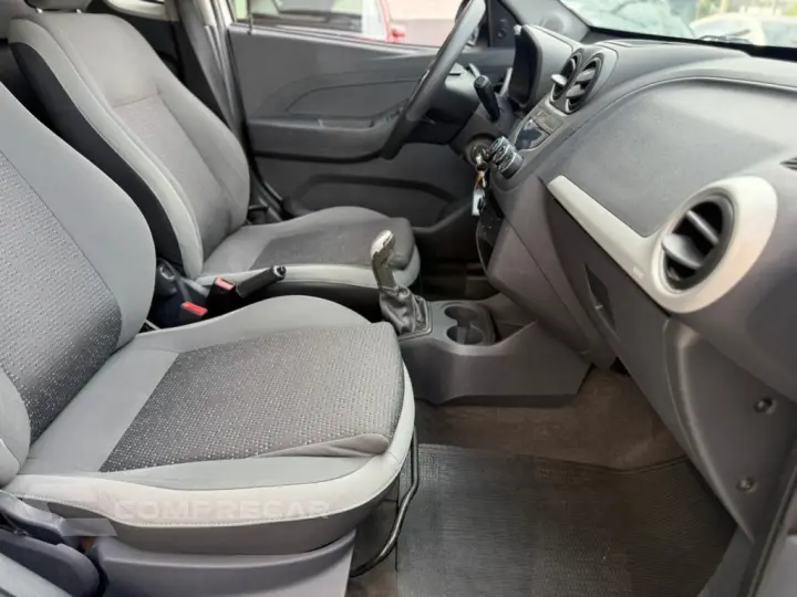 MONTANA 1.4 MPFI LS CS 8V FLEX 2P MANUAL
