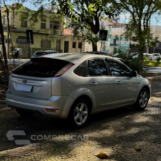 FOCUS 1.6 SE Hatch 16V